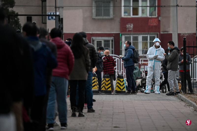 中国多地收紧防疫措施 到北京公共场所核酸检测须呈阴
